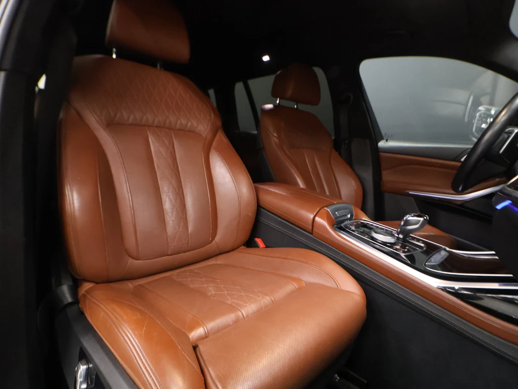 BMW X7 – foto 10