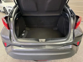 Toyota C-HR – thumbnail 18