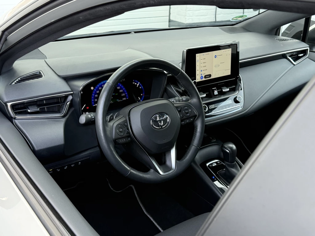 Toyota Corolla Touring Sports – foto 11