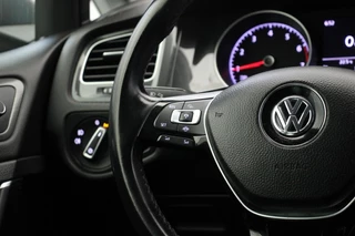 Volkswagen Golf – thumbnail 19