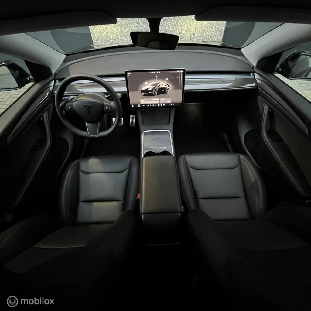 Tesla Model Y – foto 11