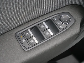 Renault Captur – thumbnail 26