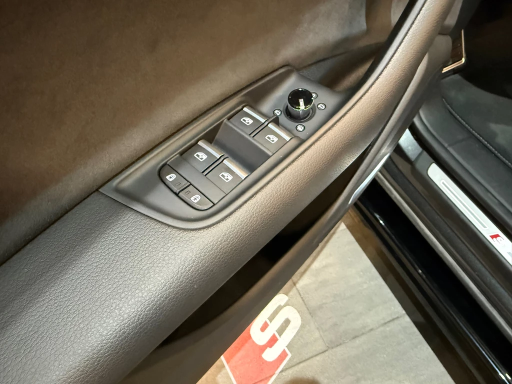 Audi Q8 – foto 34