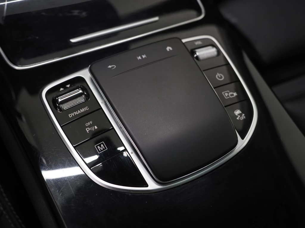 Mercedes-Benz GLC – foto 30