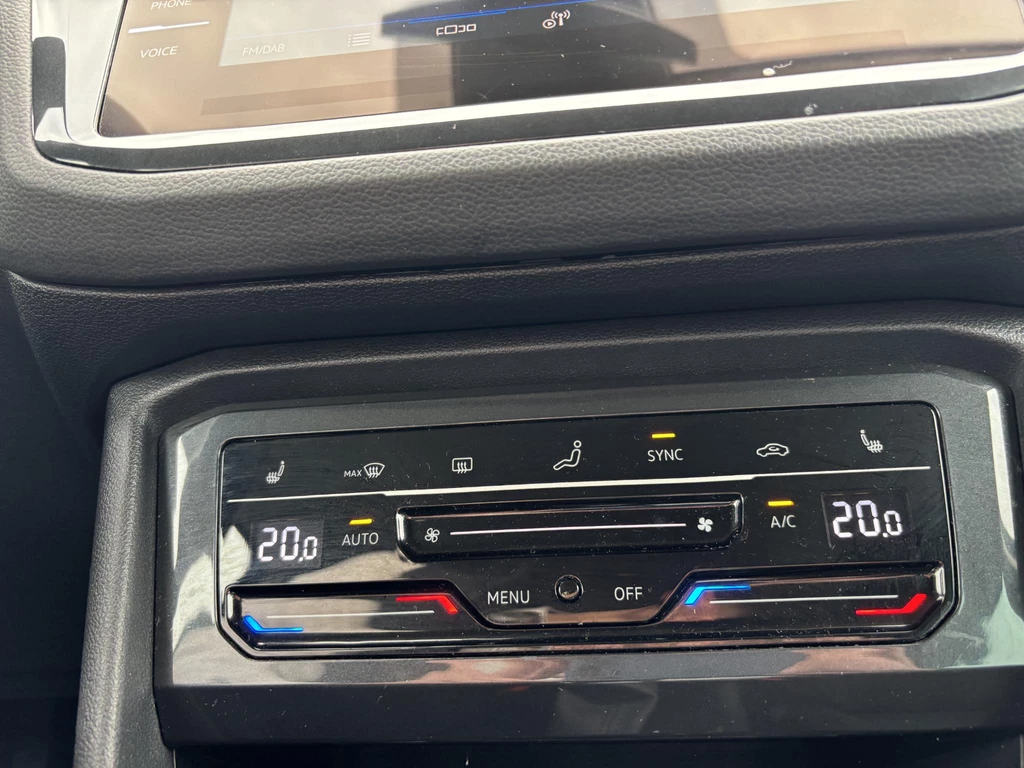 Volkswagen Tiguan – foto 18