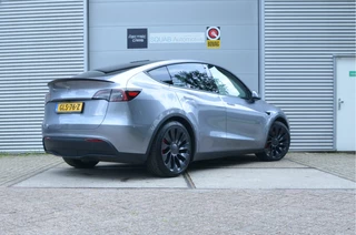 Tesla Model Y – thumbnail 3
