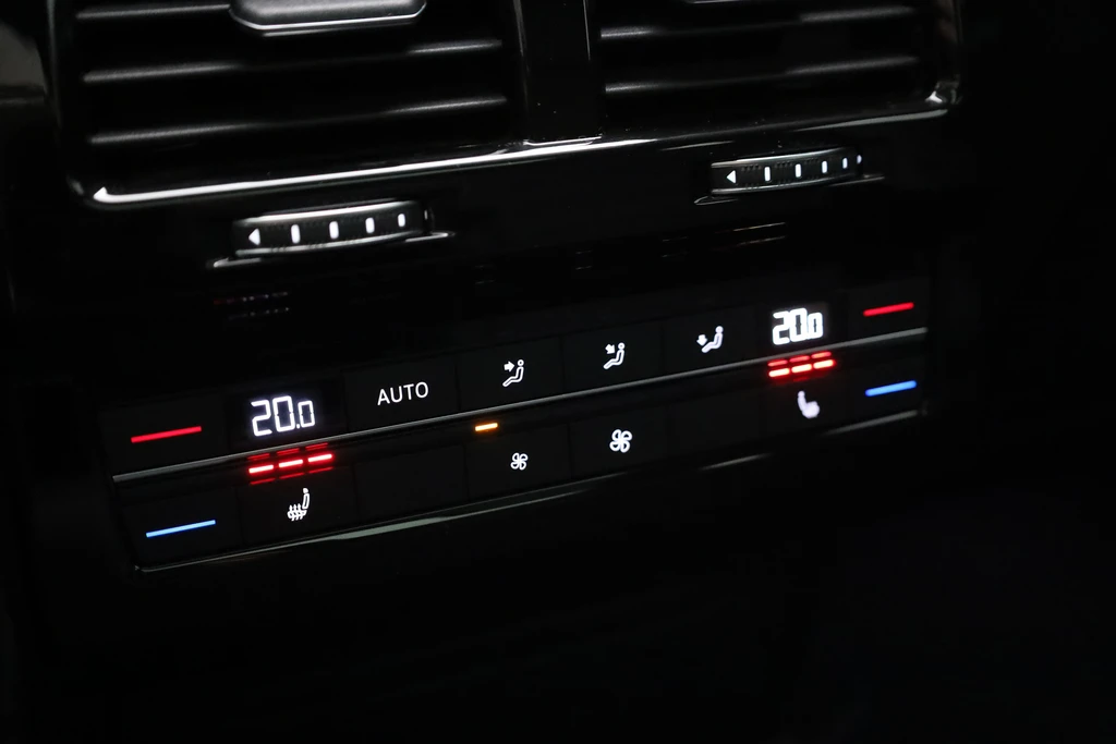 Volkswagen Touareg – foto 56