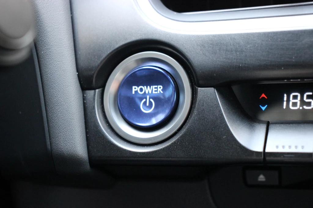 Lexus UX – foto 38