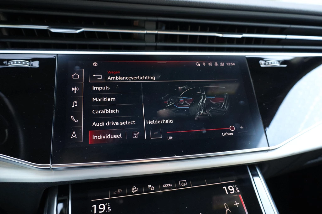 Audi Q8 – foto 20