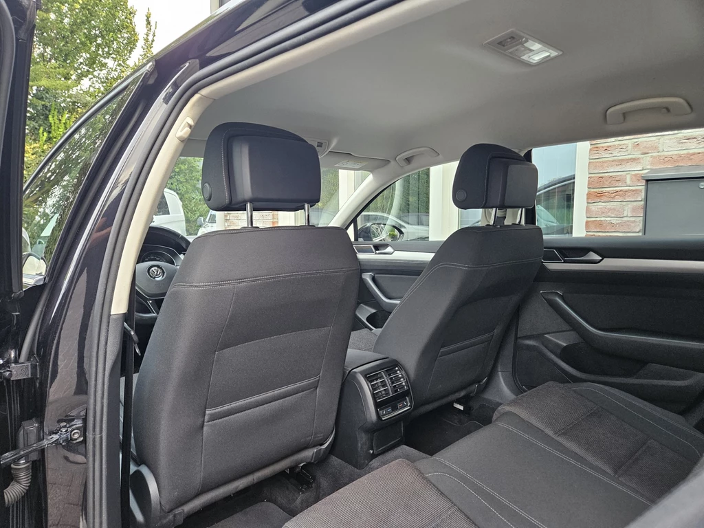 Volkswagen Passat – foto 24