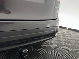 Jaguar F-PACE – thumbnail 32