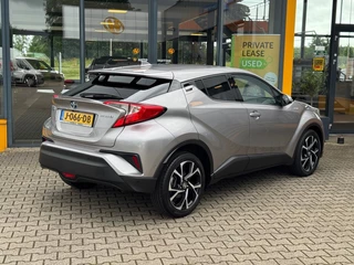 Toyota C-HR – thumbnail 4