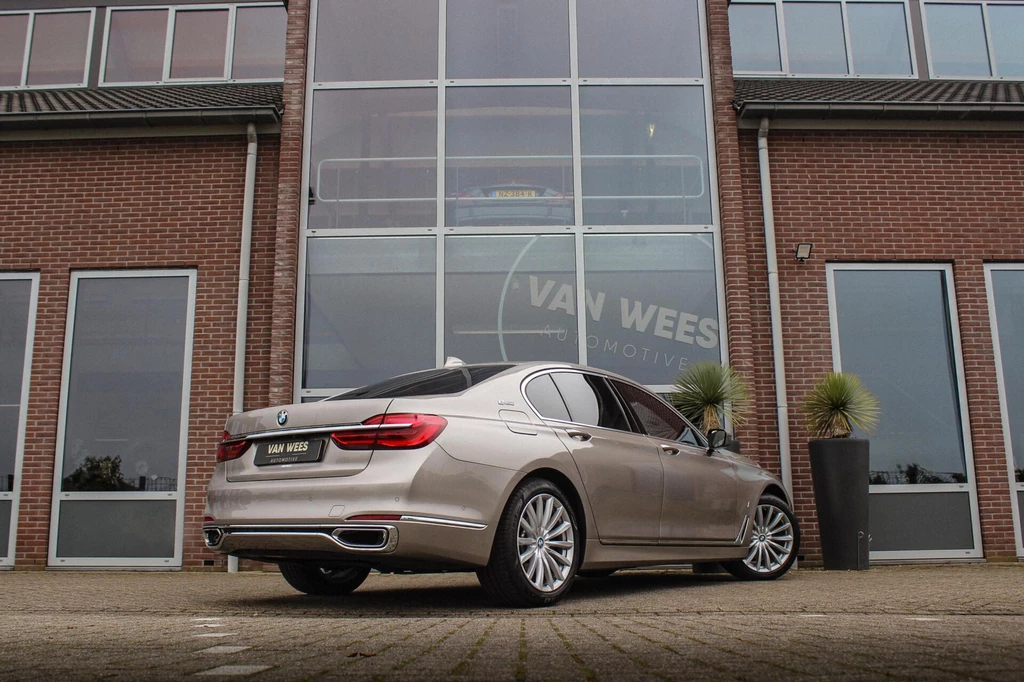BMW 7 Serie – foto 4