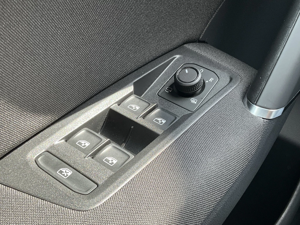 Volkswagen Touran – foto 28