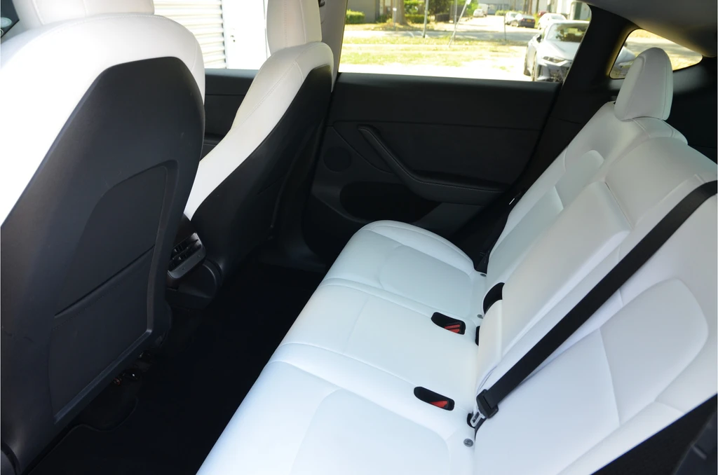 Tesla Model Y – foto 13