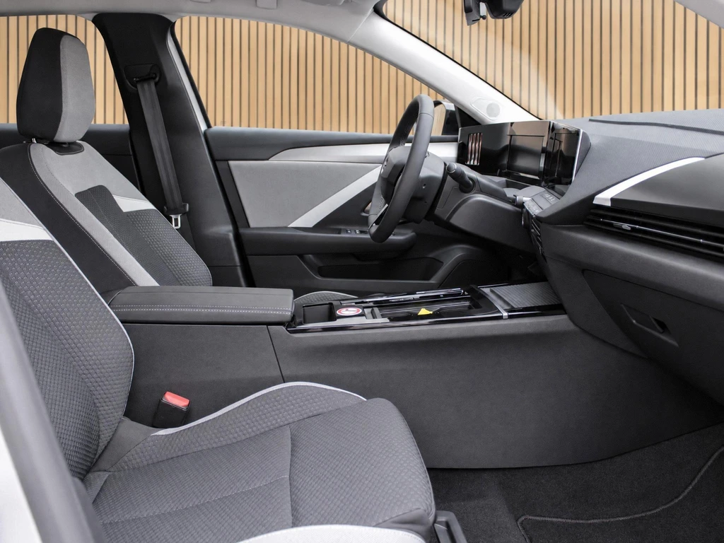 Opel Astra – foto 11