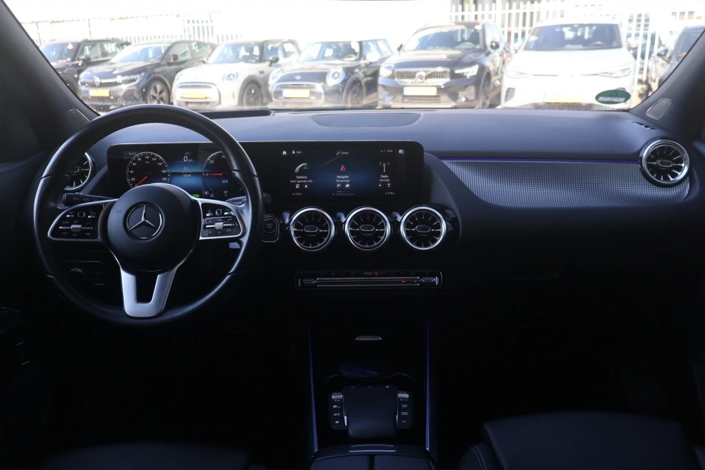 Mercedes-Benz EQA – foto 8