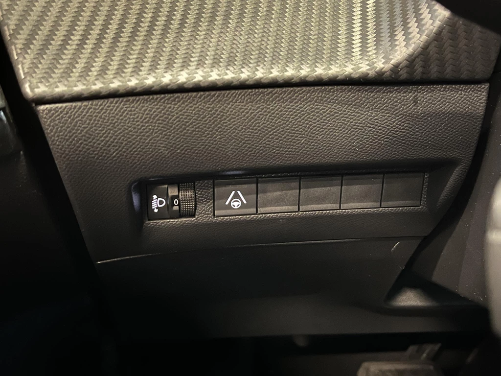 Peugeot 208 – foto 29