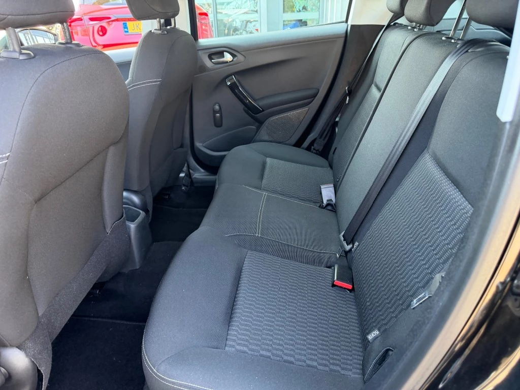 Peugeot 208 – foto 22