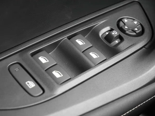 Peugeot e-2008 – thumbnail 15