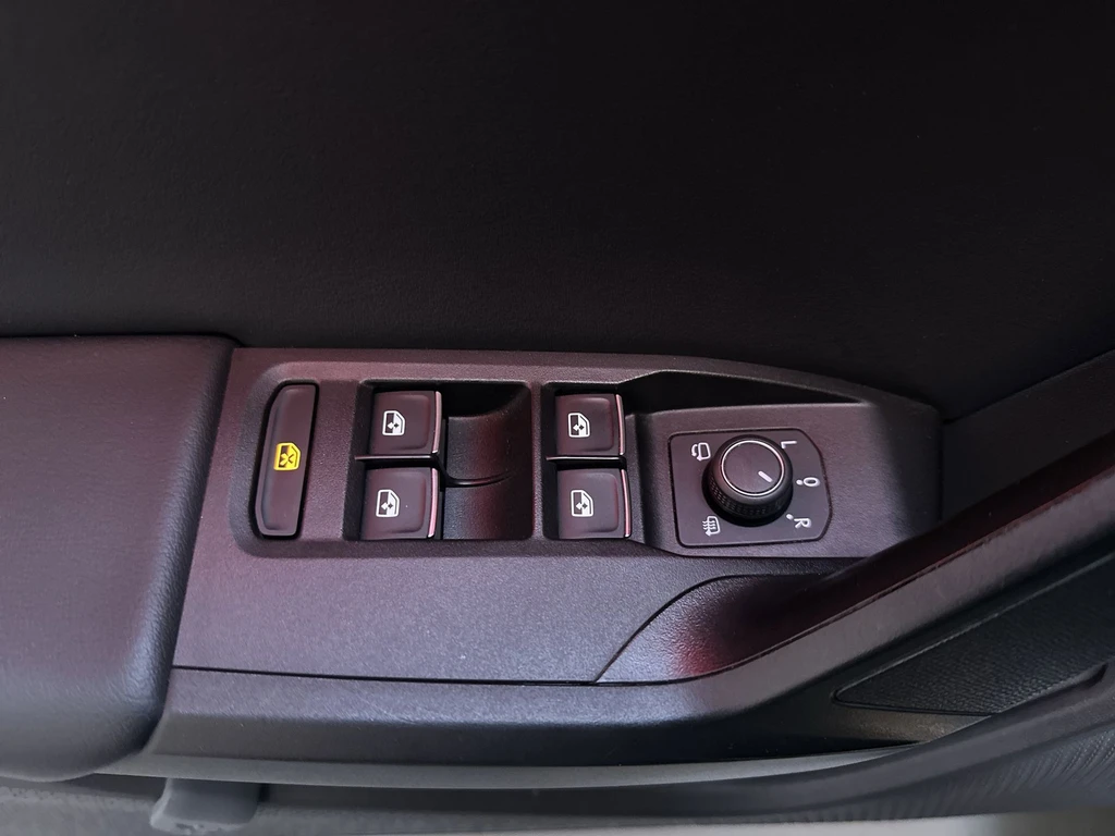 SEAT Leon – foto 17