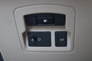 Land Rover Range Rover Velar – thumbnail 22