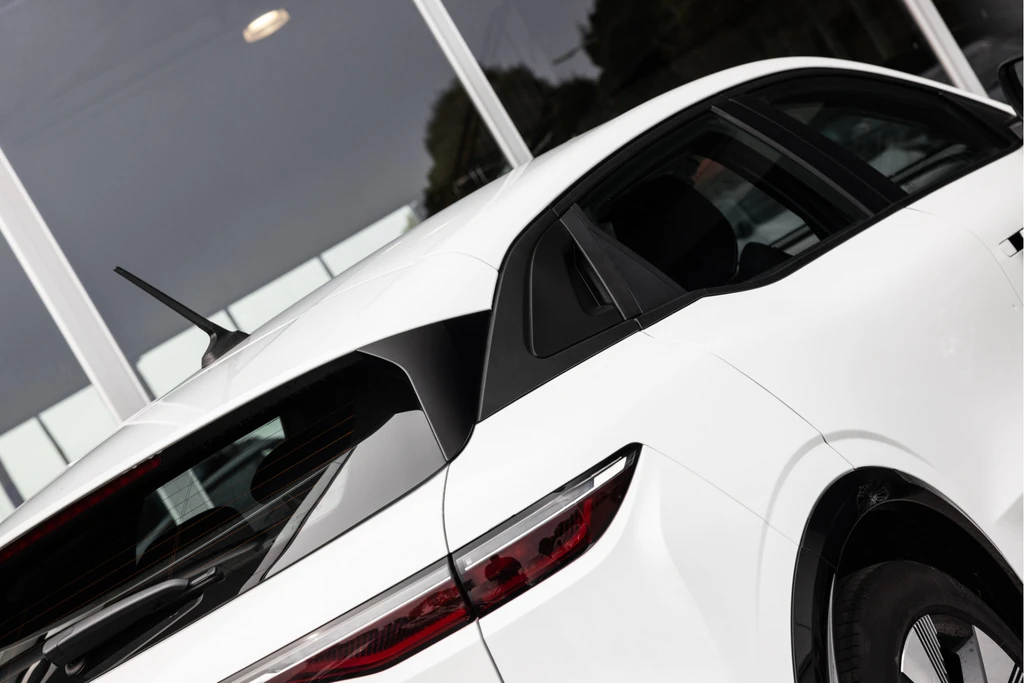 Renault Megane E-Tech – foto 7