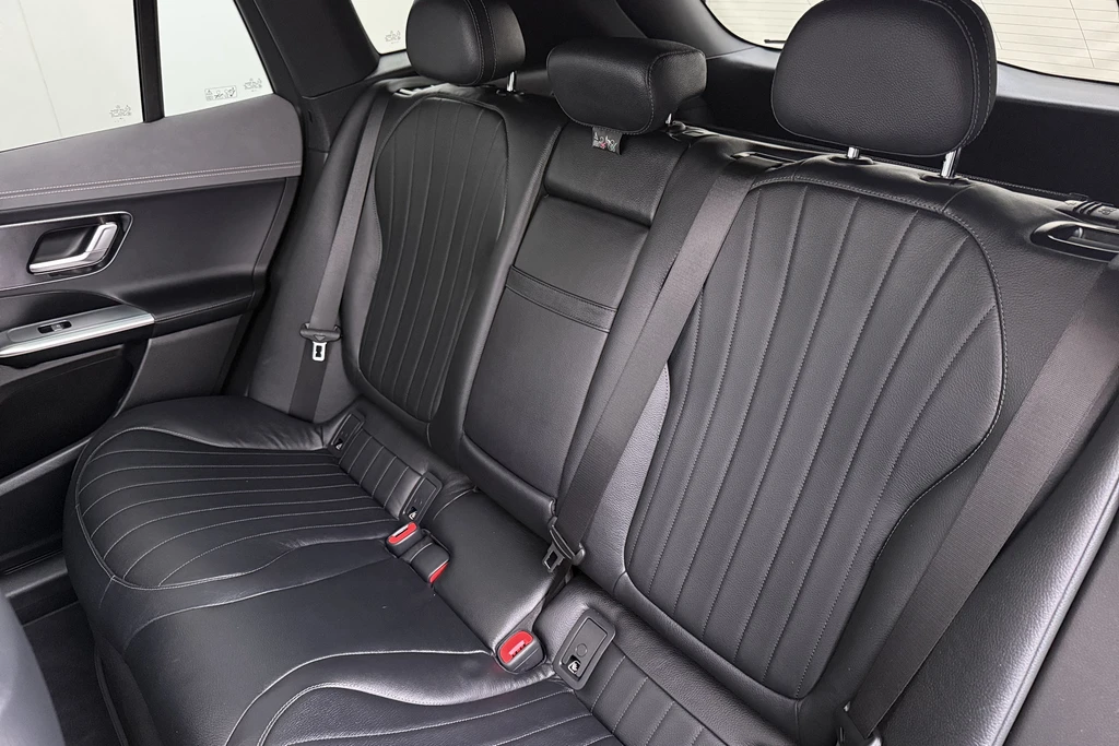 Mercedes-Benz EQE – foto 12