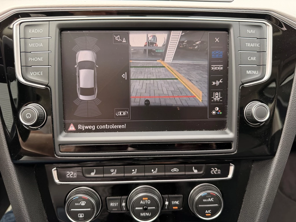 Volkswagen Passat – foto 32