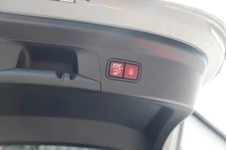 Mercedes-Benz GLE – thumbnail 33