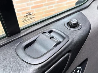 Ford Transit Custom – thumbnail 22