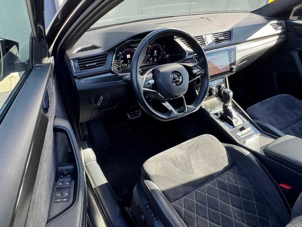 Škoda Superb – foto 9