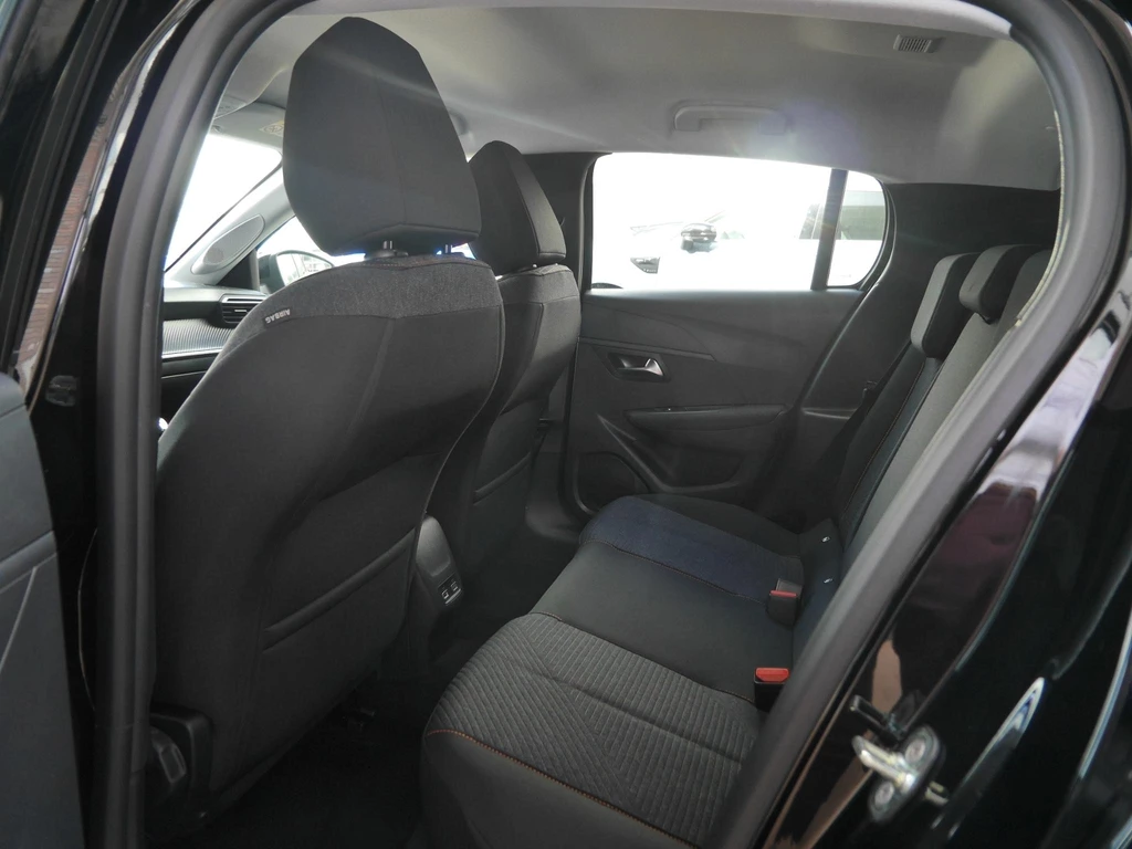 Peugeot 208 – foto 9