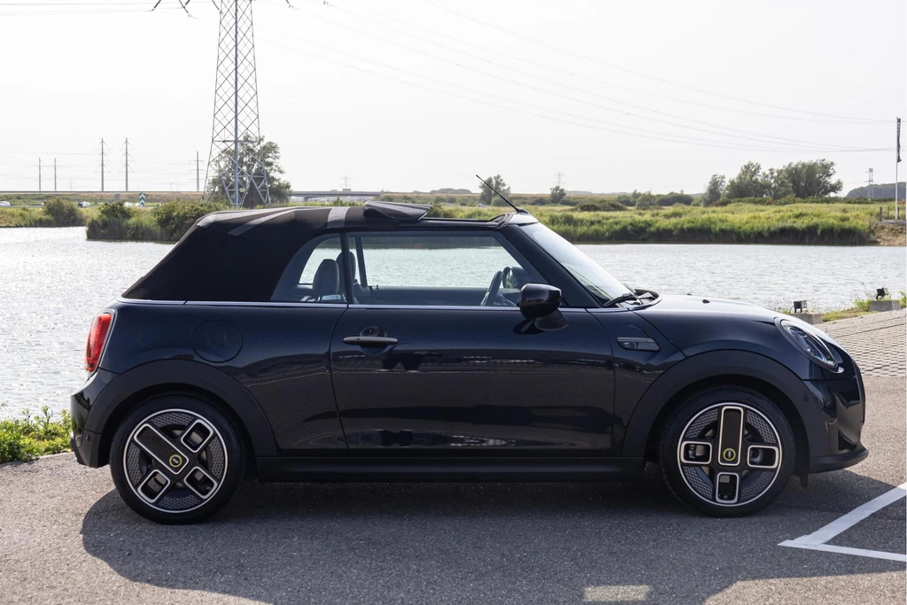 MINI Cabrio – foto 15