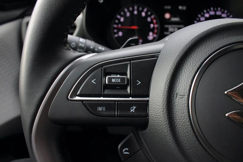 Suzuki Swift – foto 21