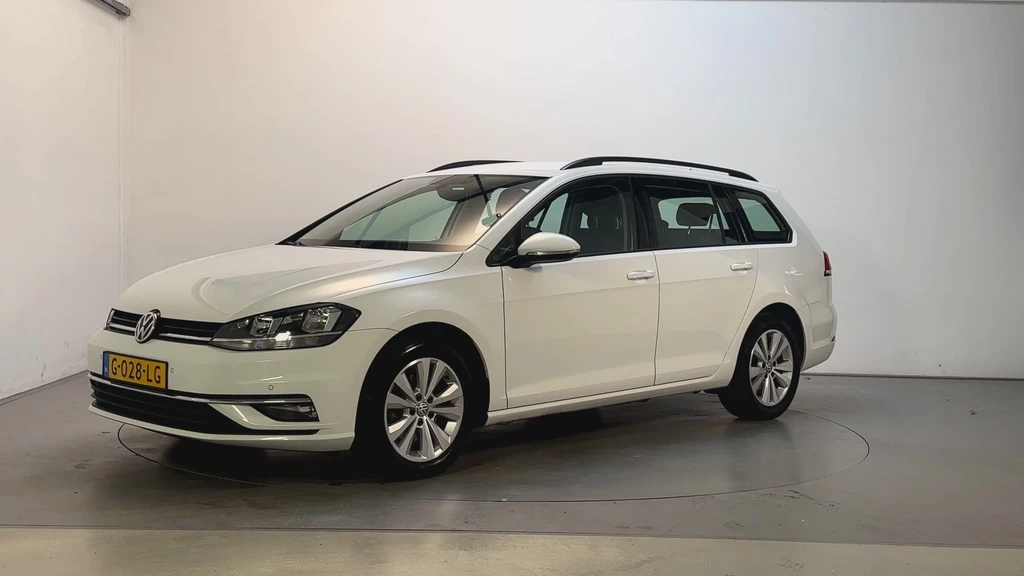 Volkswagen Golf – foto 1