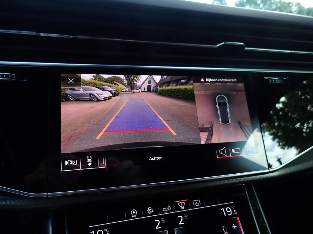 Audi RSQ8 – foto 21
