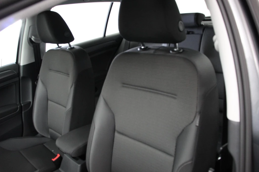 Volkswagen e-Golf – foto 9