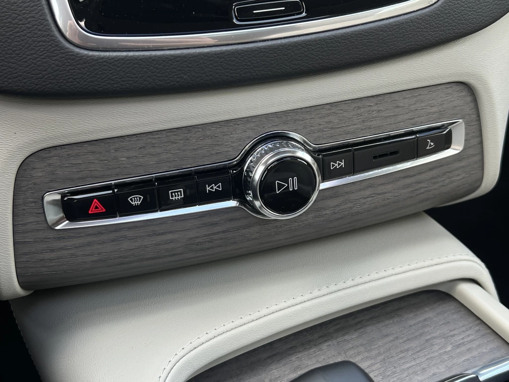 Volvo XC90 – foto 26