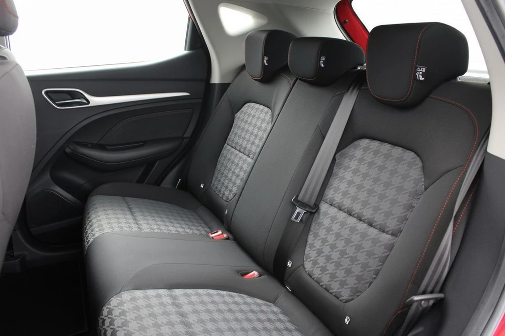 MG ZS EV – foto 27