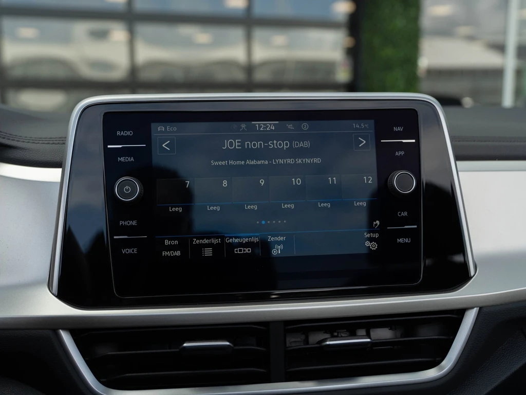 Volkswagen T-Roc – foto 21