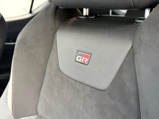 Toyota C-HR – thumbnail 18