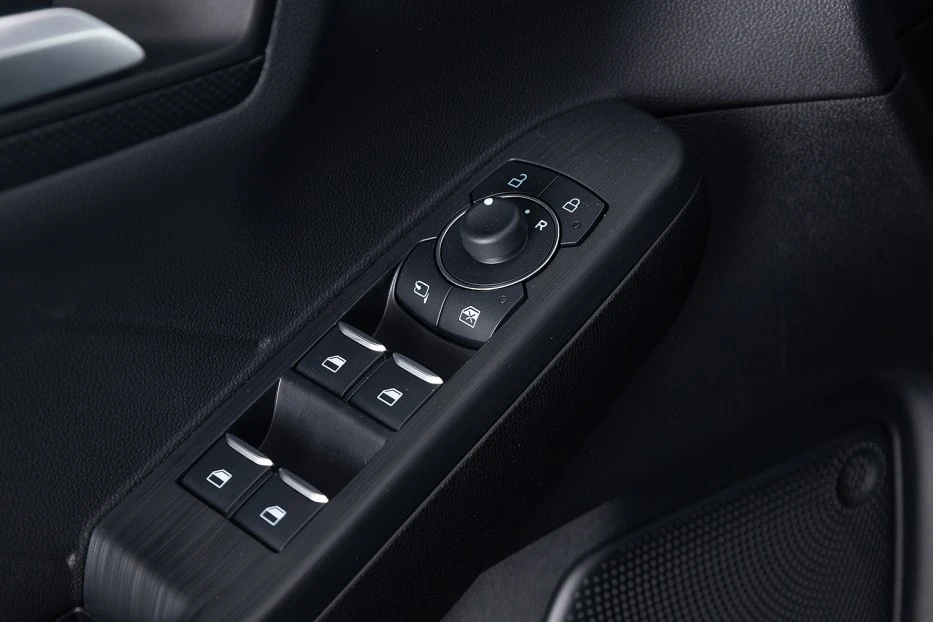 Ford Kuga – foto 14