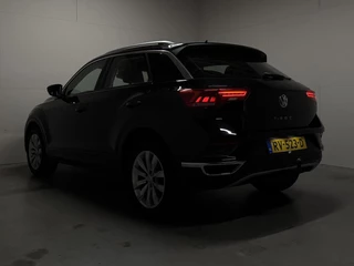 Volkswagen T-Roc – thumbnail 8