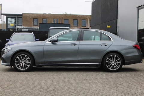 Mercedes-Benz E-Klasse 350e Prestige Plus PANORAMADAK BURMESTER LEDER MEMORY DISTRONIC CARPLAY KEY-LESS GO 360-CAMERA TREKHAAK