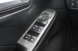 Ford Kuga – thumbnail 20