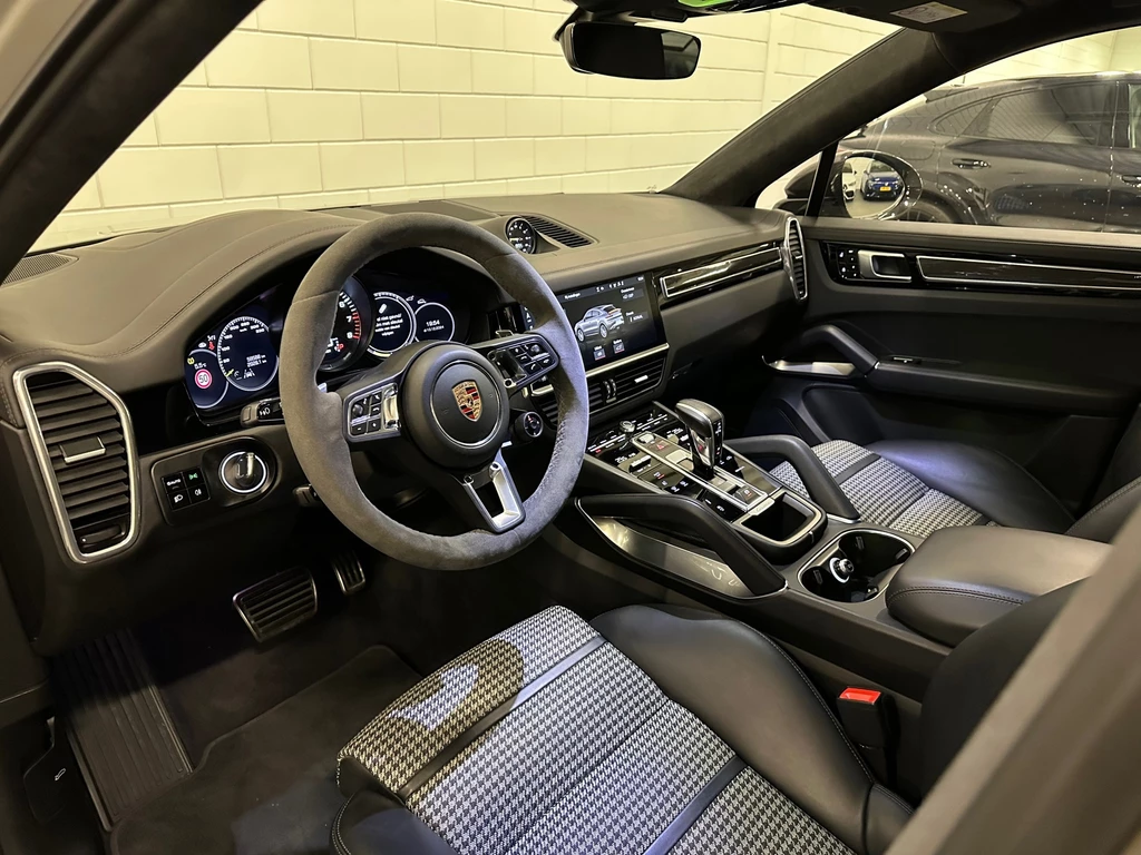 Porsche Cayenne – foto 21