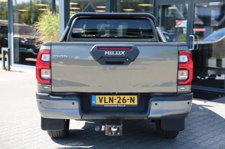 Toyota Hilux – thumbnail 5