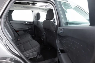 Ford Kuga – thumbnail 18