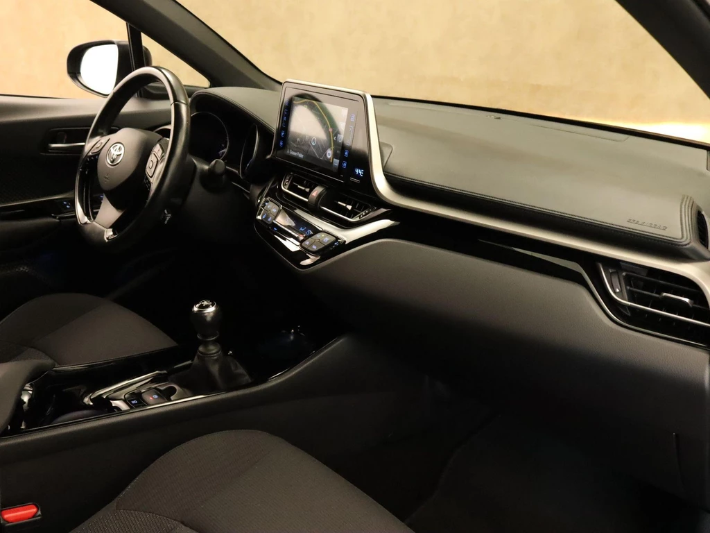 Toyota C-HR – foto 22